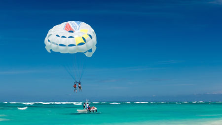 Parasailing travel insurance